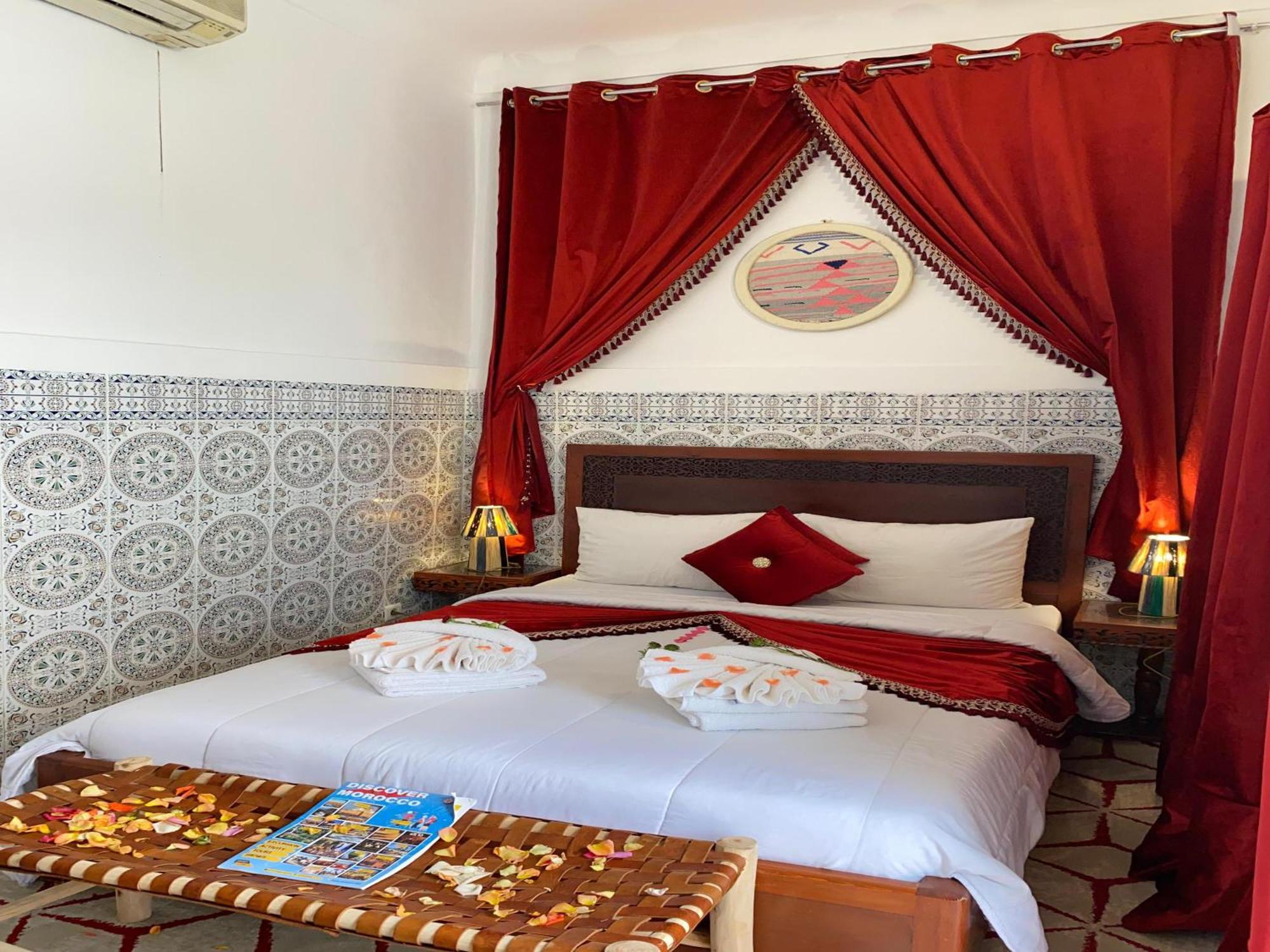 Riad Lazord De Marrakech Entier Marakeş Dış mekan fotoğraf