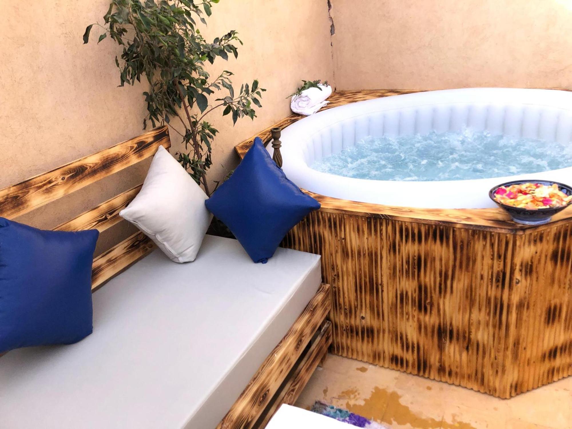 Riad Lazord De Marrakech Entier Marakeş Dış mekan fotoğraf